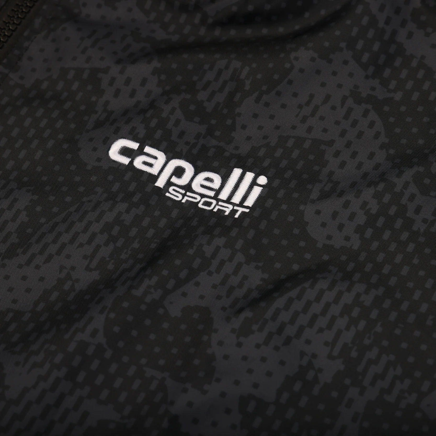 ADULT UNISEX GEO CAMO SPECTATOR BLANKET JACKET - Image 8